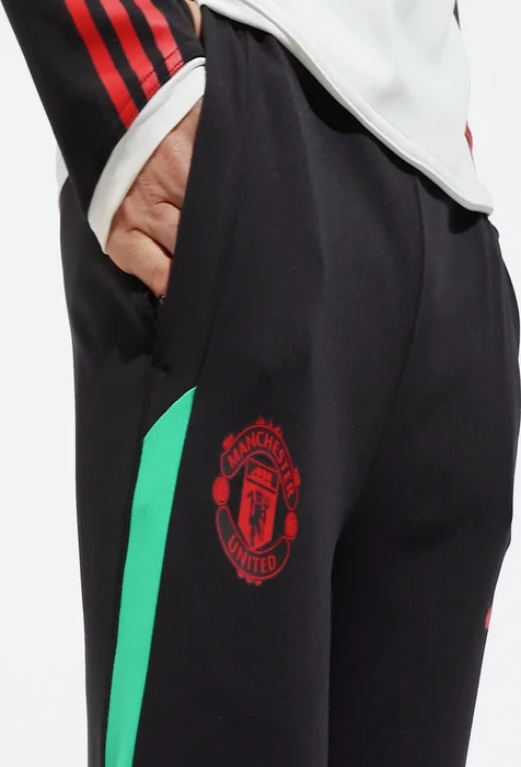 adidas Manchester United Tiro 23 Trainingshose lang schwarz (Herren)