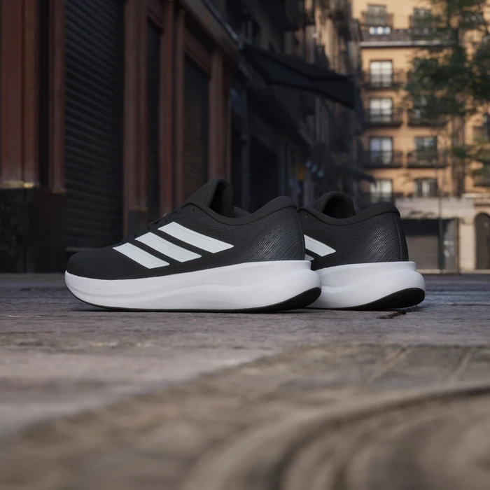 adidas Runfalcon 6 core black/cloud white/carbon (Damen)