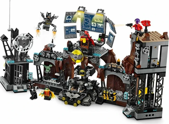 LEGO DC Universe Super Heroes - Clayface Invasion in die Bathöhle