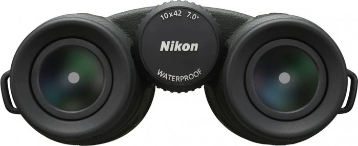 Nikon Prostaff P7 10x42