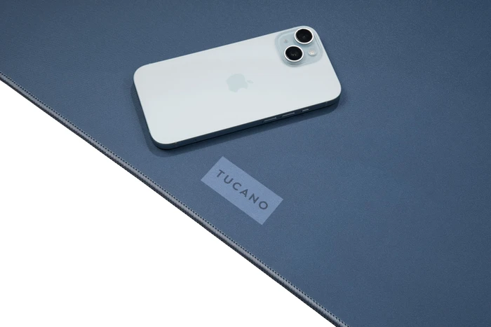 Tucano One Desk Pad für MacBook Neo, 550x350mm, Indigo blau