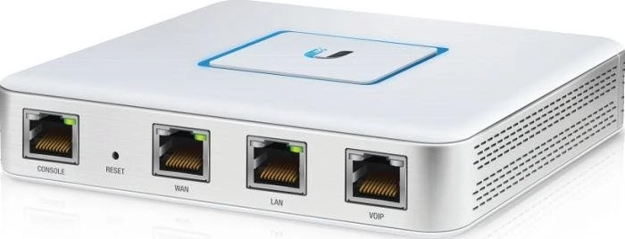 Ubiquiti UniFi Security Gateway Gigabit Router, 3x RJ-45