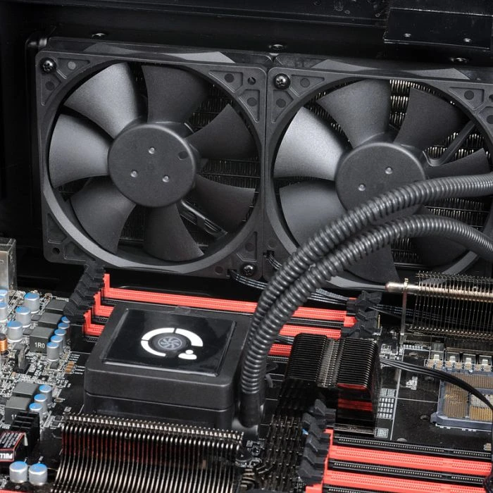 Lian Li PC-A76X, schallgedämmt