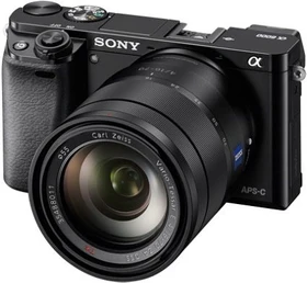 Sony Alpha 6000 schwarz mit Objektiv E 16-70mm 4.0 ZA OSS
