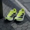 adidas Adizero Boston 13 solar yellow/aurora plum/powder plum (Herren) Vorschaubild