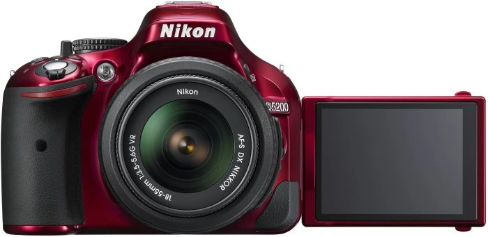Nikon D5200 rot mit Objektiv AF-S DX 18-55mm 3.5-5.6 G VR