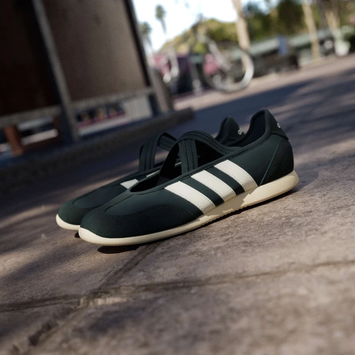adidas Barreda Mary Jane aurora ivy/off white/warm vanilla (Damen)