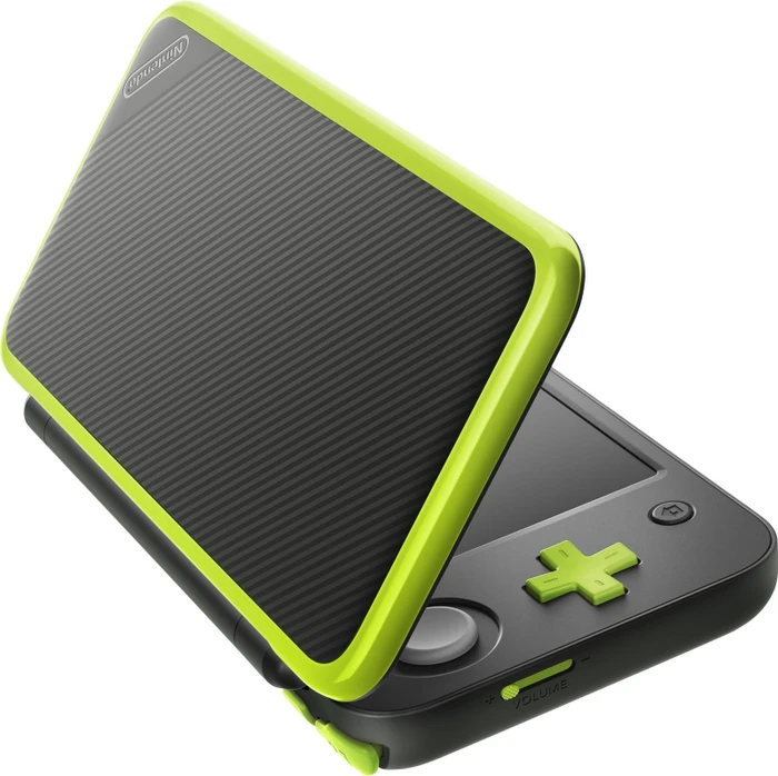 Nintendo New 2DS XL Mario Kart 7 Bundle schwarz/grün