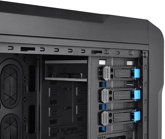 Thermaltake Chaser A71, Acrylfenster