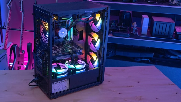 AeroCool Beam, inkl. 4x Lüfter, Lüfter LED RGB, Glasfenster