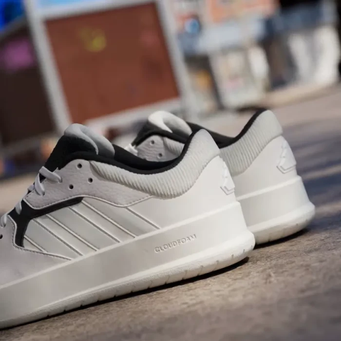 adidas Court 24 core black/off white/crew orange