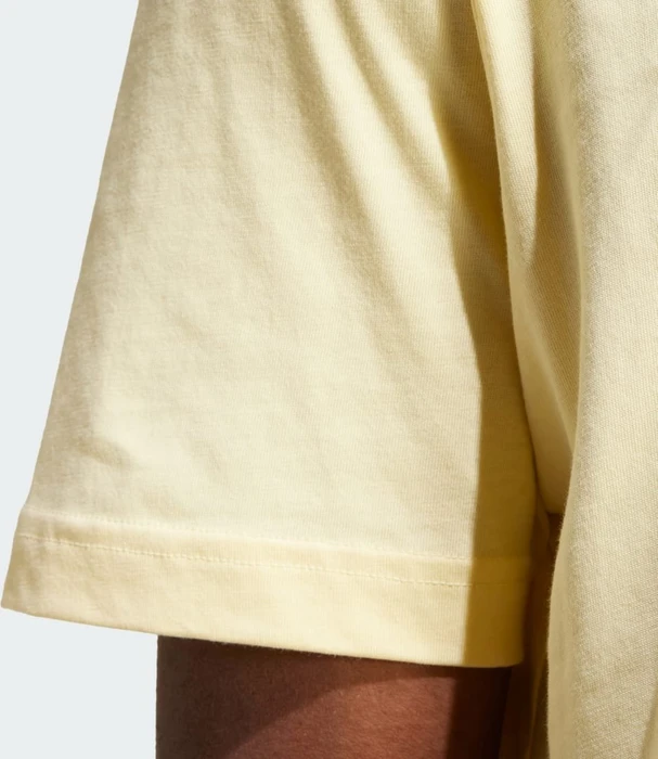 adidas Essentials Single Jersey Embroidered Small Logo T-Shirt kurzarm almost yellow (Herren)