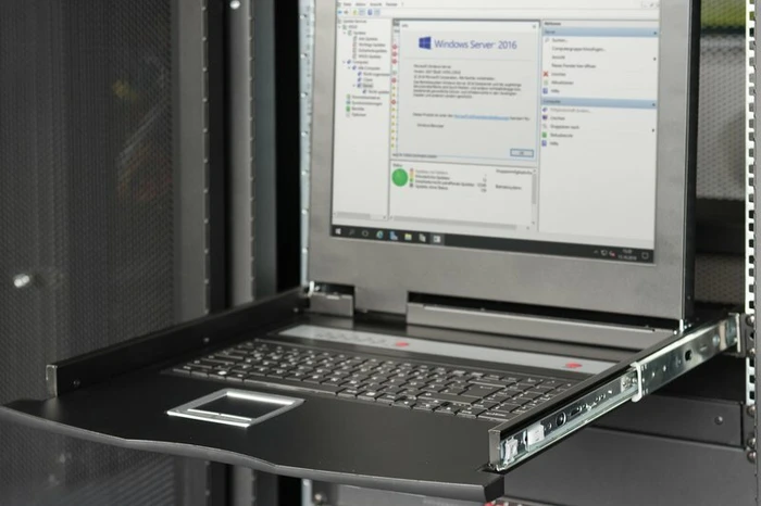 Digitus DS-72211-5, 19" LCD KVM Switch, 8-fach, DE (DS-72211-5GE) – Bild 11