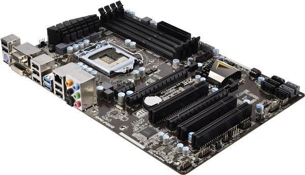 ASRock Z77 Pro4 (Intel 1155)