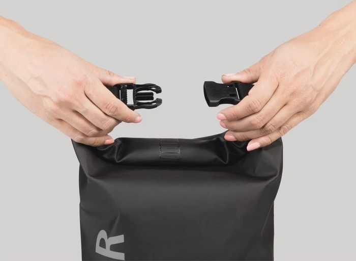 Hama Outdoor 10L Kameratasche schwarz