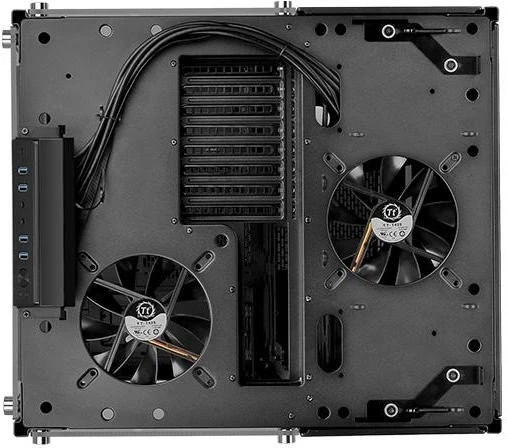 Thermaltake The Tower 900, schwarz, Glasfenster