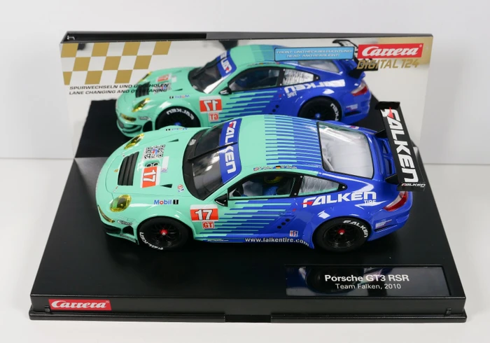 Carrera Digital 124 Porsche GT3 RSR Team Falken