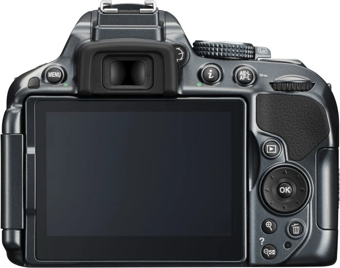 Nikon D5300 grau mit Objektiv AF-S DX 18-55mm 3.5-5.6 G VR