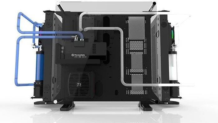 Thermaltake Core P7 schwarz, Glasfenster
