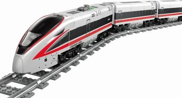 Kazi Personen-Schnellzug inkl. Waggons und Schienenkreis