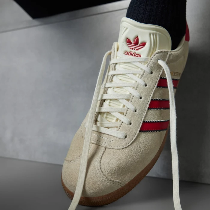 adidas Gazelle FC Arsenal Terrace Icons cream white/mufc red/core black