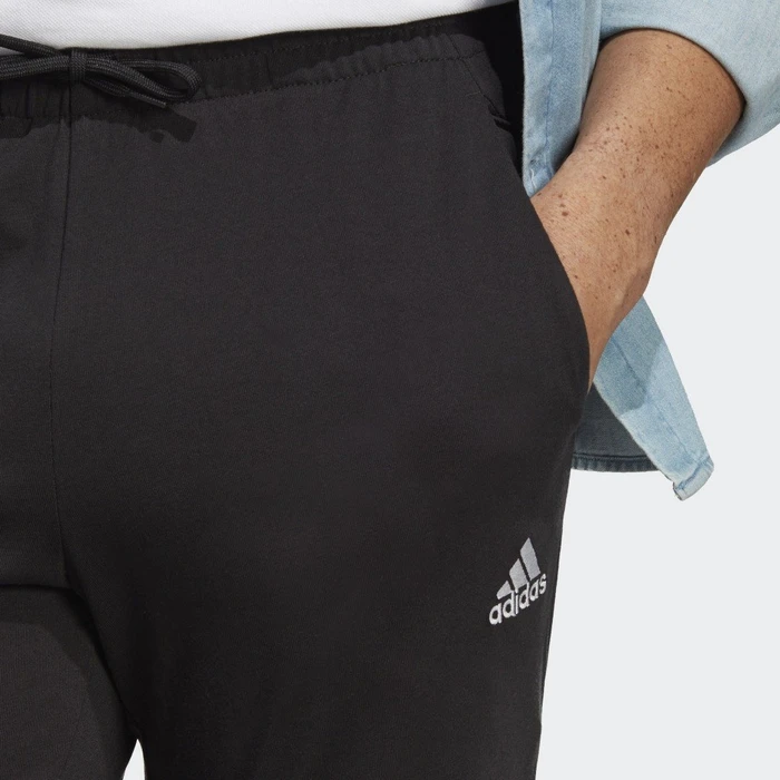 adidas Essentials Single Jersey Tapered Elasticized Cuff Logo Trainingshose lang schwarz (Herren)