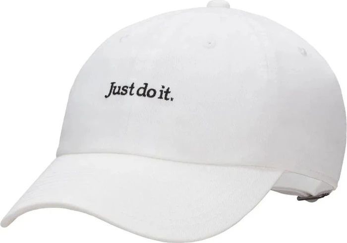 Nike Club unstrukturierte JDI Kappe weiß/schwarz