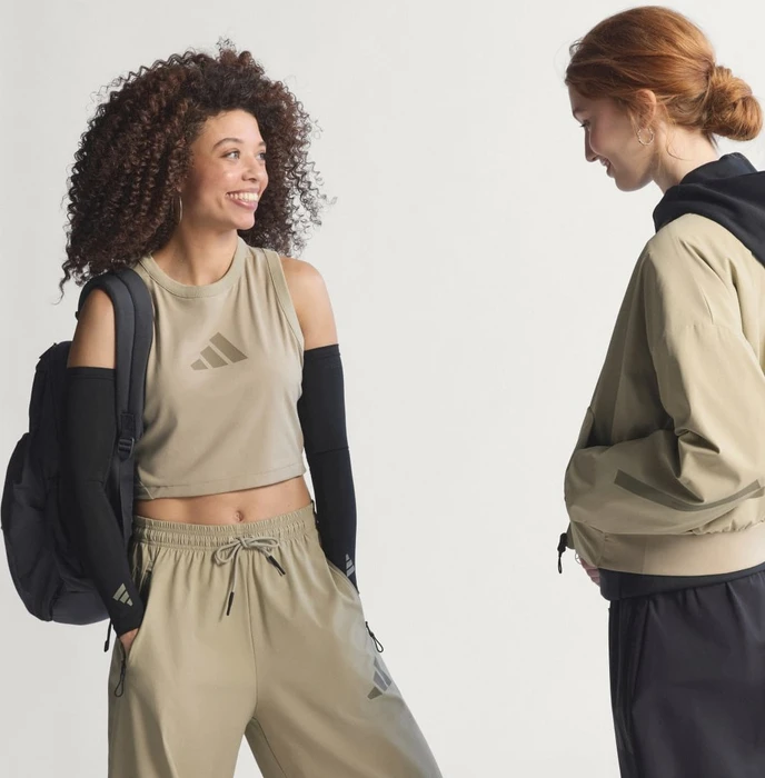 adidas Z.N.E. Woven Trainingshose lang wonder cargo (Damen)