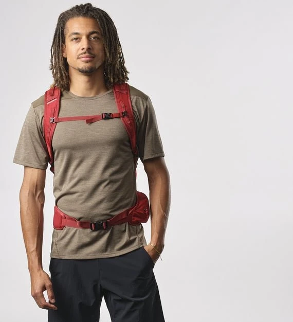 Salomon Trailblazer 30 red dahlia/high risk red