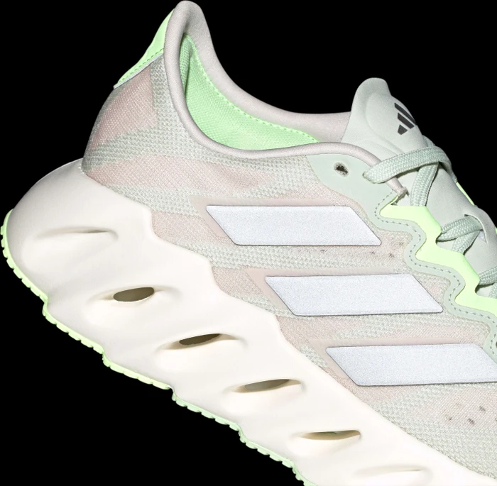 adidas Switch FWD linen green/silver metallic/putty mauve (Damen)