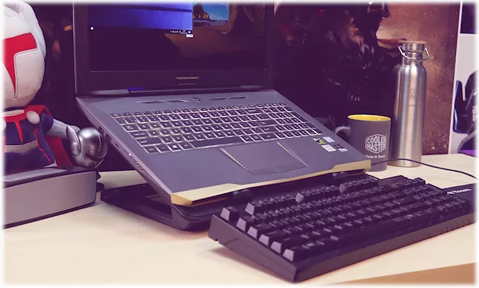 Cooler Master Notepal Ergostand IV, Notebook-Stand/Notebook-Kühler bis 17"