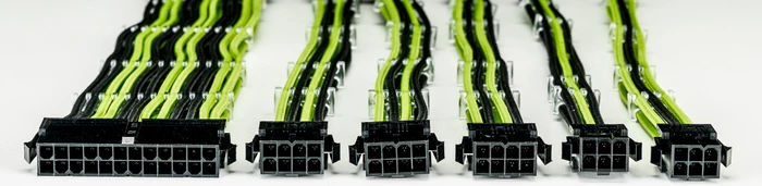 Cooler Master Sleeved Extension Cable Kit, 30cm, schwarz/grün