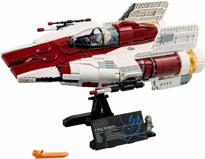 LEGO Star Wars Ultimate Collector Series - A-Wing Starfighter