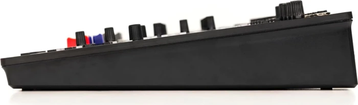 Zoom LiveTrak L-12next