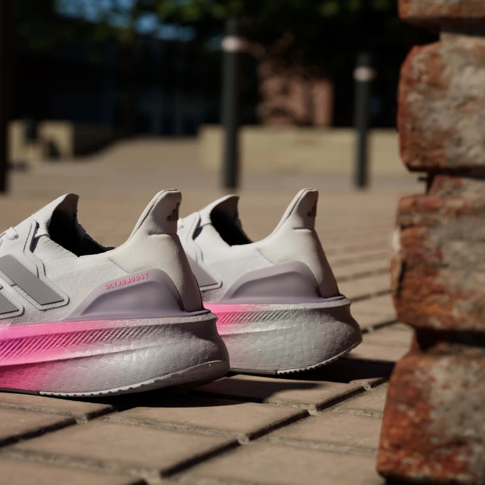 adidas Ultraboost 5 cloud white/glory grey/lucid pink (Damen)