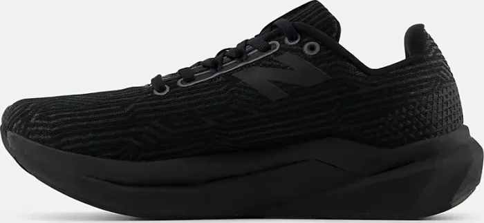New Balance FuelCell Propel v5 black/metallic black/magnet (Damen)