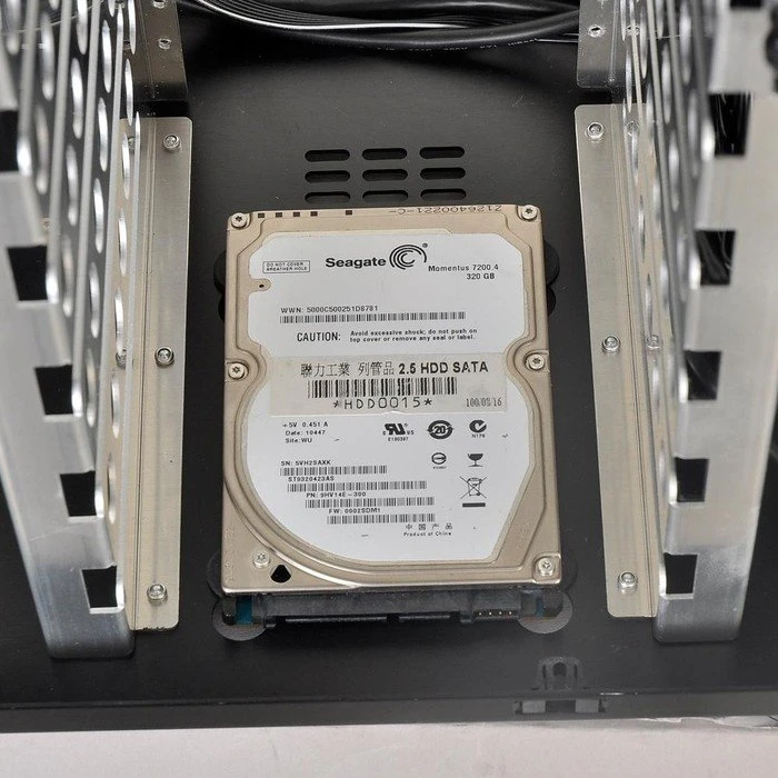 Lian Li PC-Q26B schwarz, Mini-ITX