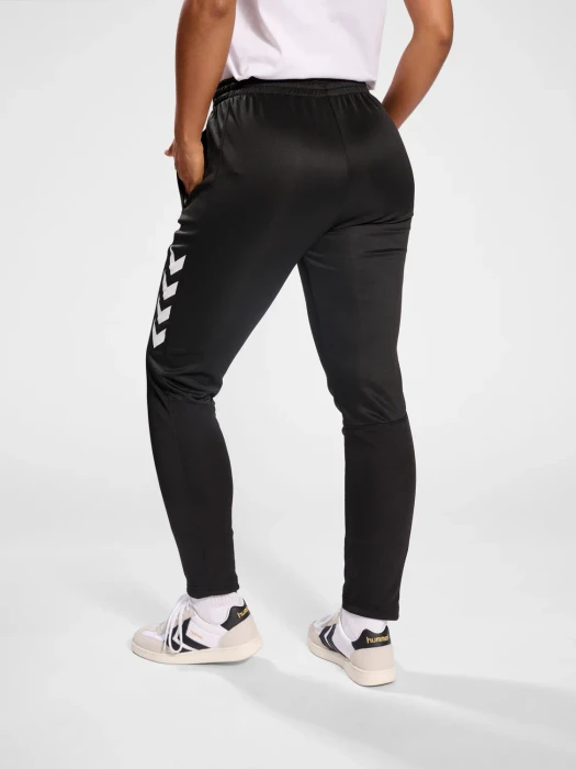 hummel Core XK Poly Trainingshose lang schwarz