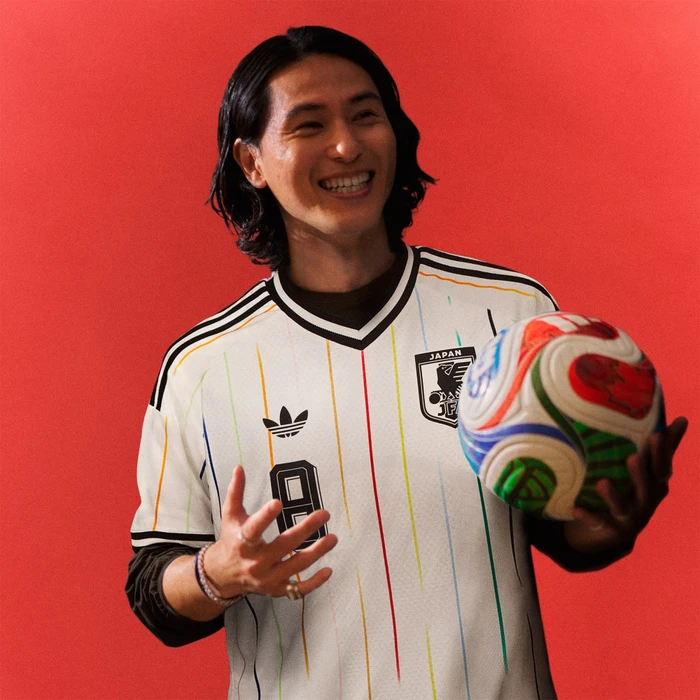 adidas FIFA WM 2026 Authentic Japan Auswärtstrikot kurzarm off white/black (Herren)