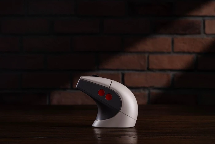 8BitDo Retro R8 Mouse mit Ladestation, N Edition, grau/rot, USB/Bluetooth