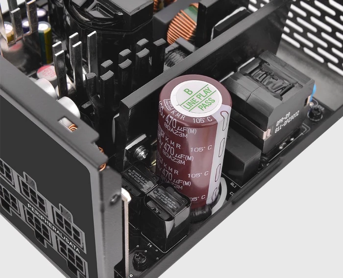 Thermaltake ToughPower GF 750W, ATX 2.4