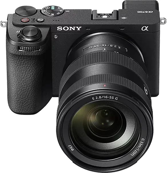 Sony Alpha 6700 mit Objektiv E PZ 16-50mm 3.5-5.6 OSS