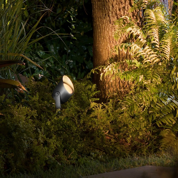 Philips Hue White and Color Ambiance Lily XL Gartenspot
