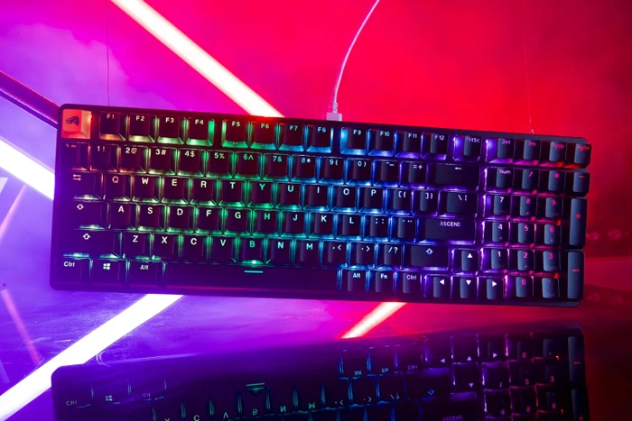 Glorious GMMK 2 Full Size, 96%, schwarz, LEDs RGB, Glorious Fox Linear, USB, FR