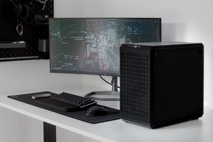 Cooler Master MasterBox Q300L V2, Glasfenster