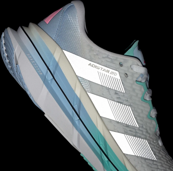 adidas Adistar Byd cloud white/silver metallic/flash aqua (Damen)