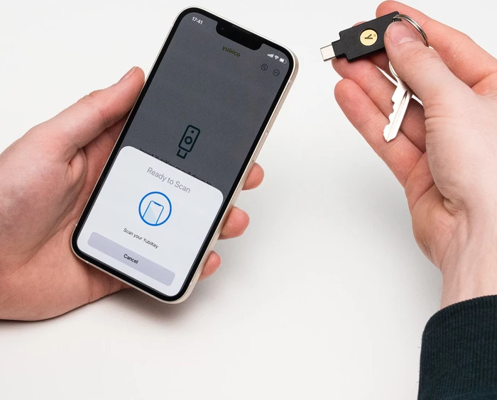 Yubico Security Key C NFC black, USB-C/NFC, 1 Stück