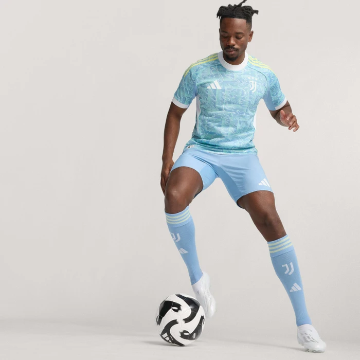adidas Juventus Turin Authentic 2025/2026 Auswärtstrikot ash blue (Herren)