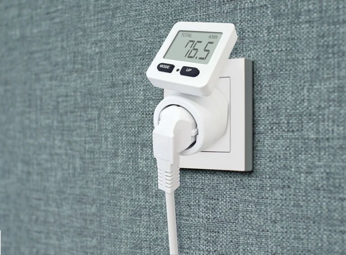 Schwaiger Energiekosten-/Einspeisemessgerät drehbar rund, Strom-/Energiemesser