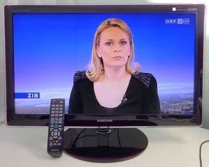 Samsung SyncMaster P2770HD, 27"